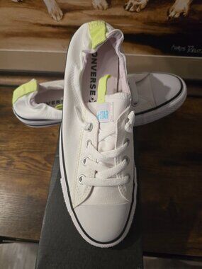 CONVERSE Women's Chuck Taylor All Star Shoreline Slip-on Shoes Size 6.5 US NEW